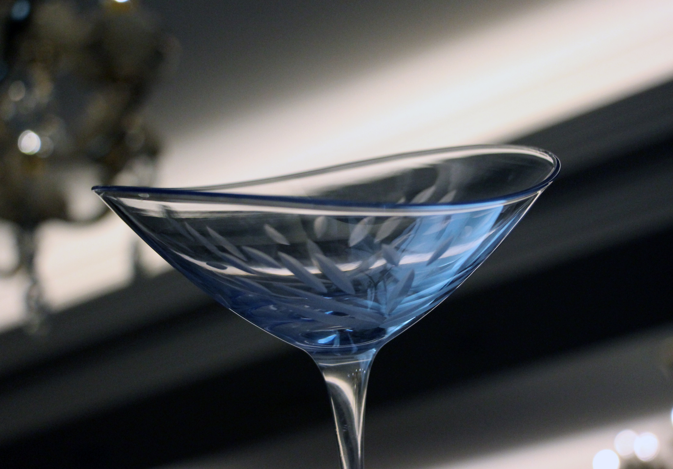 Coral Sea Martini Glass 250ml - Biru Muda (2)