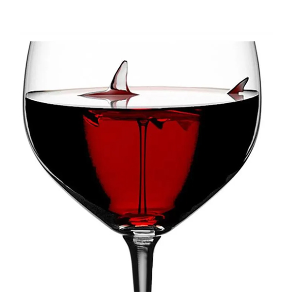 Shark Wine Glass 300ml 2
