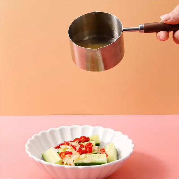 Stainless Steel Mini Sauce Pan With Wooden Handle 4