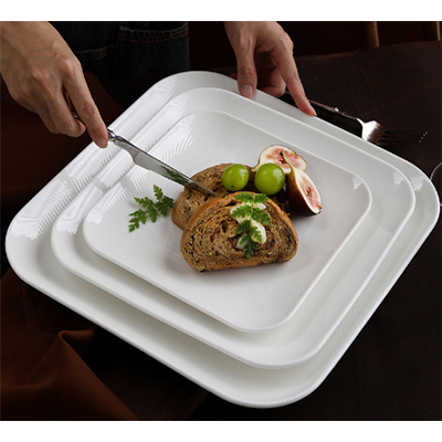 White Lizz Square Plate